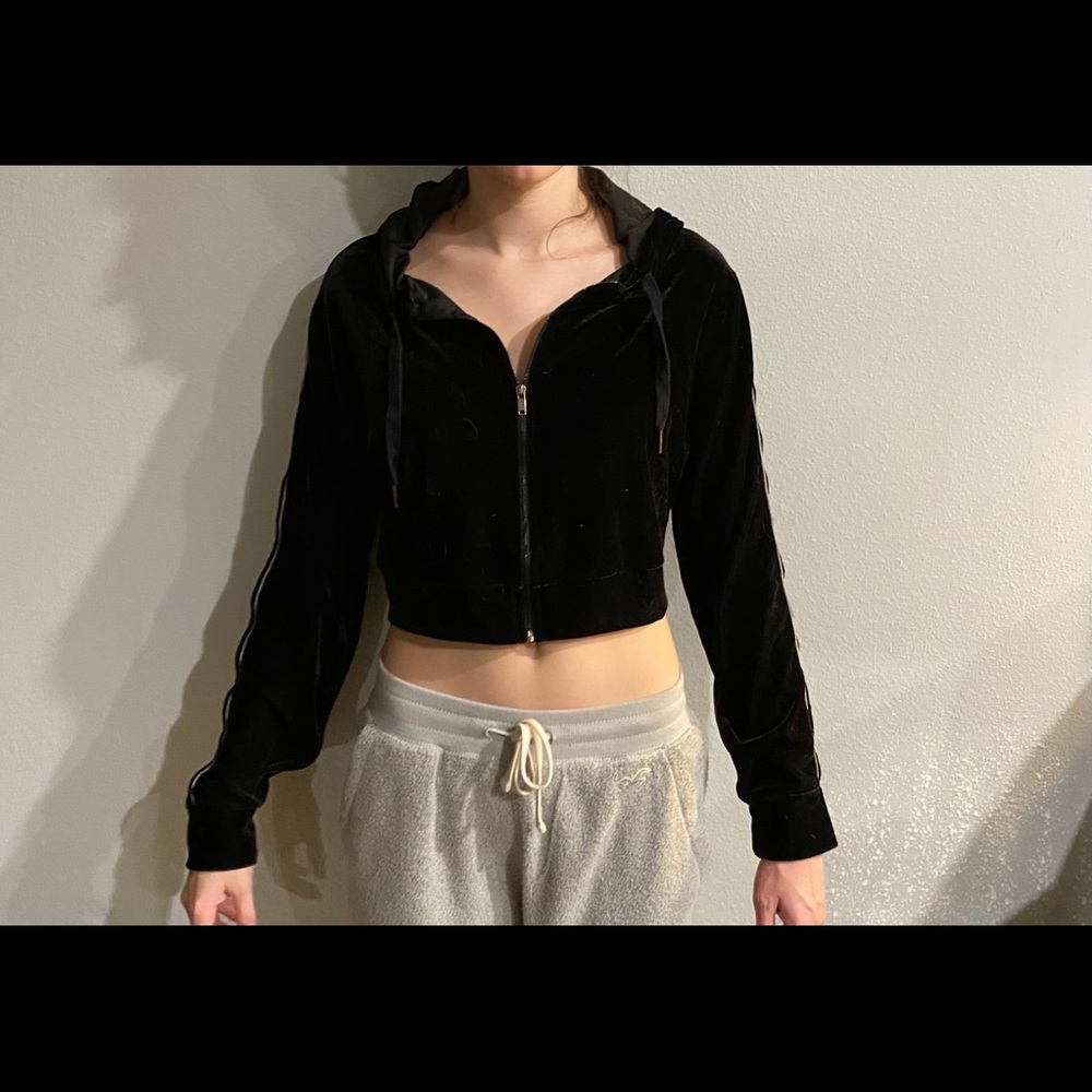 Zip up CROPPED hooded jacket